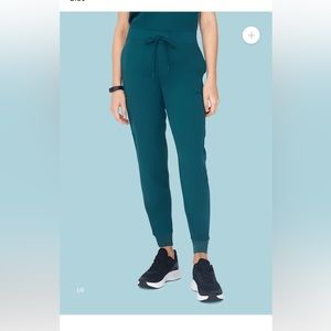 9 pocket joggers. Harbor Blue Mandala Scrubs- like new condition. Size Large!